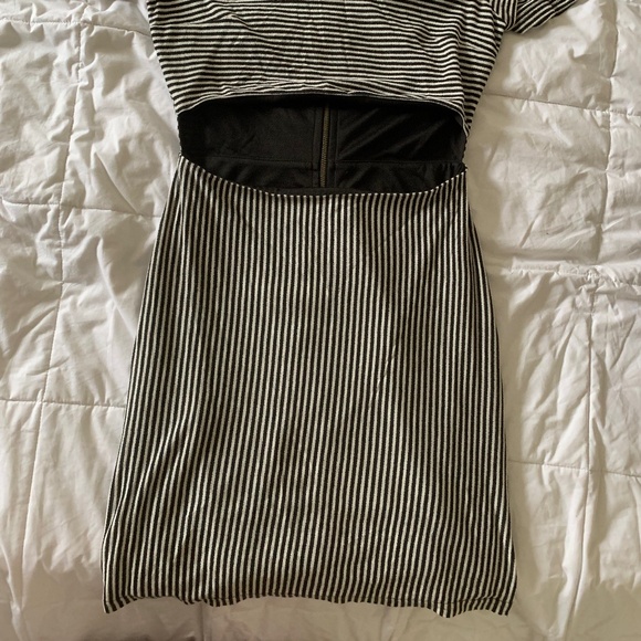 NWOT Sparkle & Fade Cut-Out Bodycon T-Shirt Dress, Xs - Picture 3 of 7